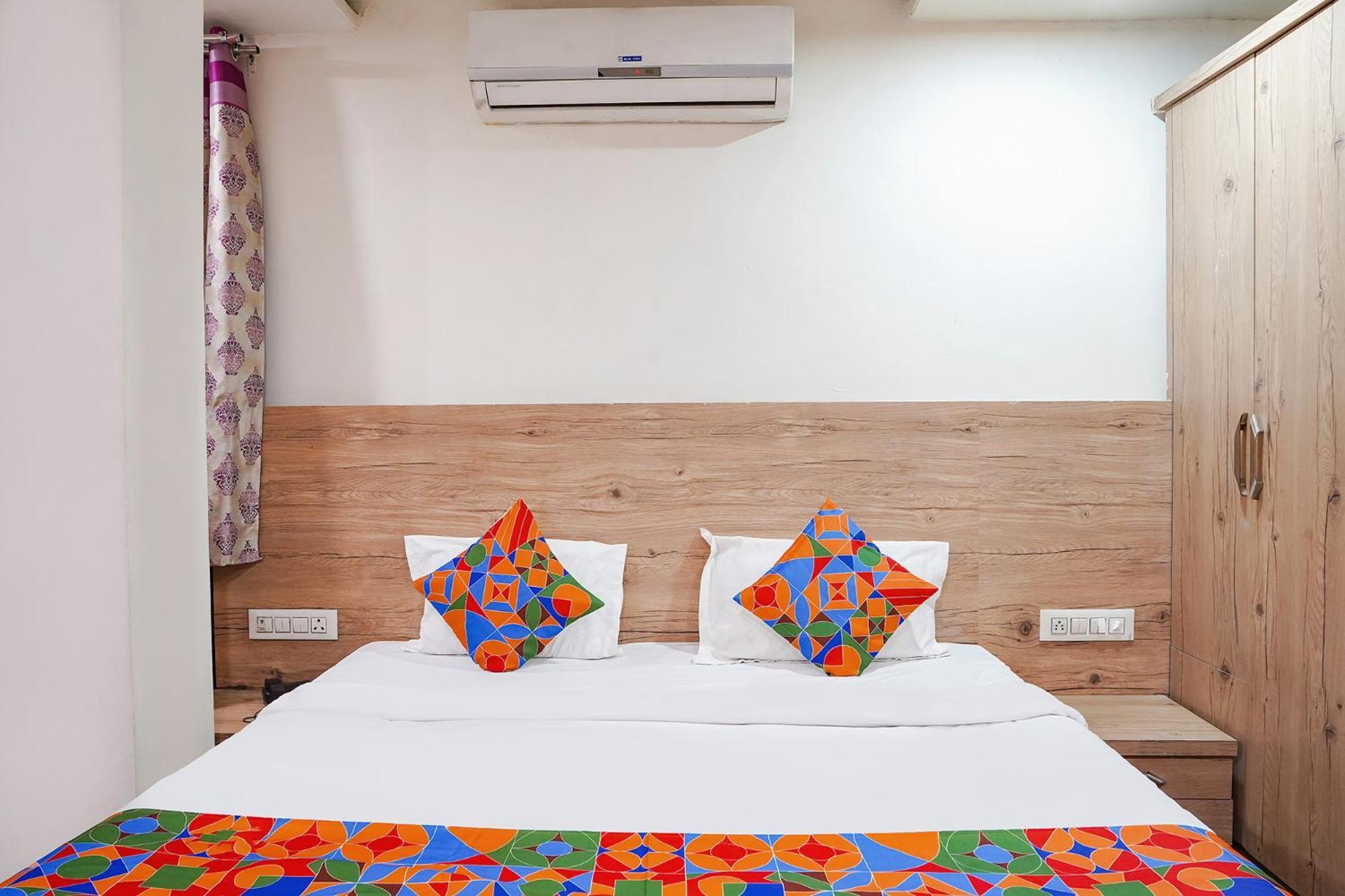 Treebo Hotel Ashirwad Bhopal Exteriör bild